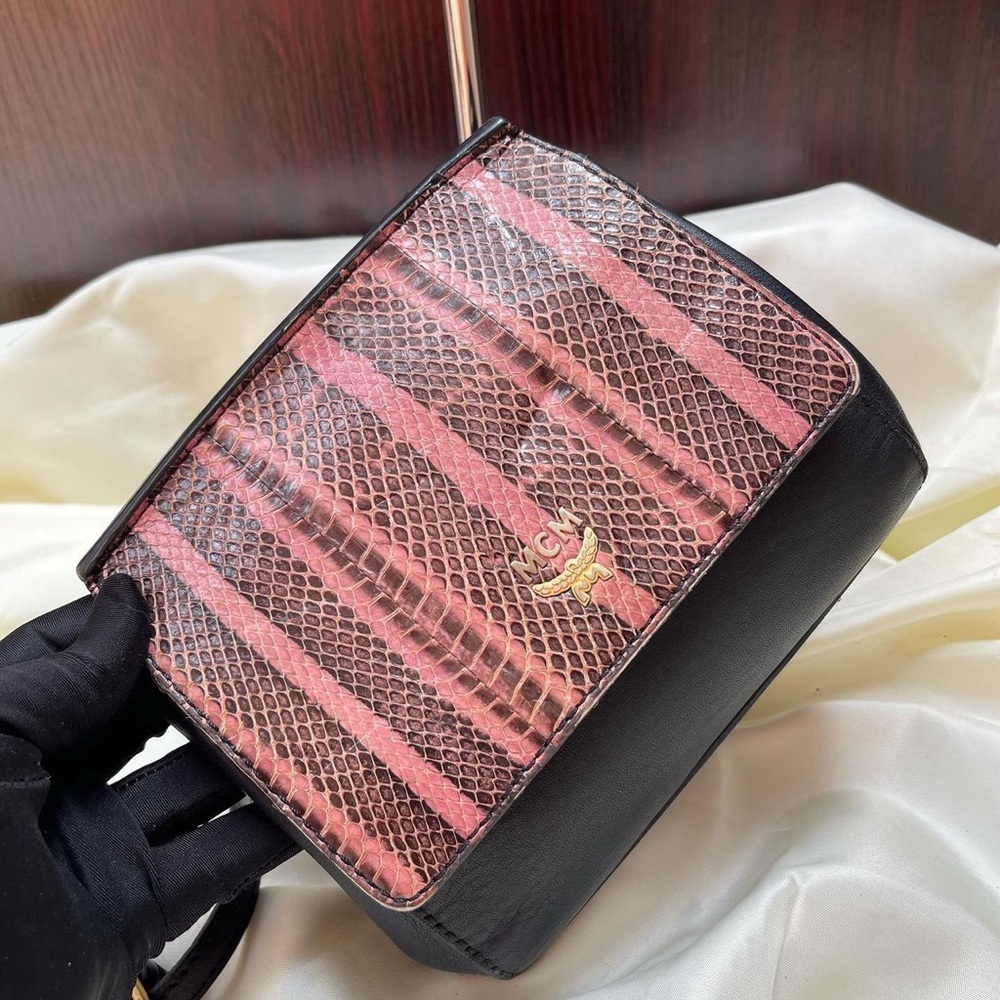 Unlisted bags  for live show - Picture 3 of 10